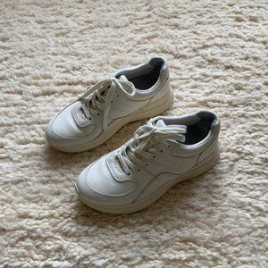 Everlane White Tread Trainer Size 7